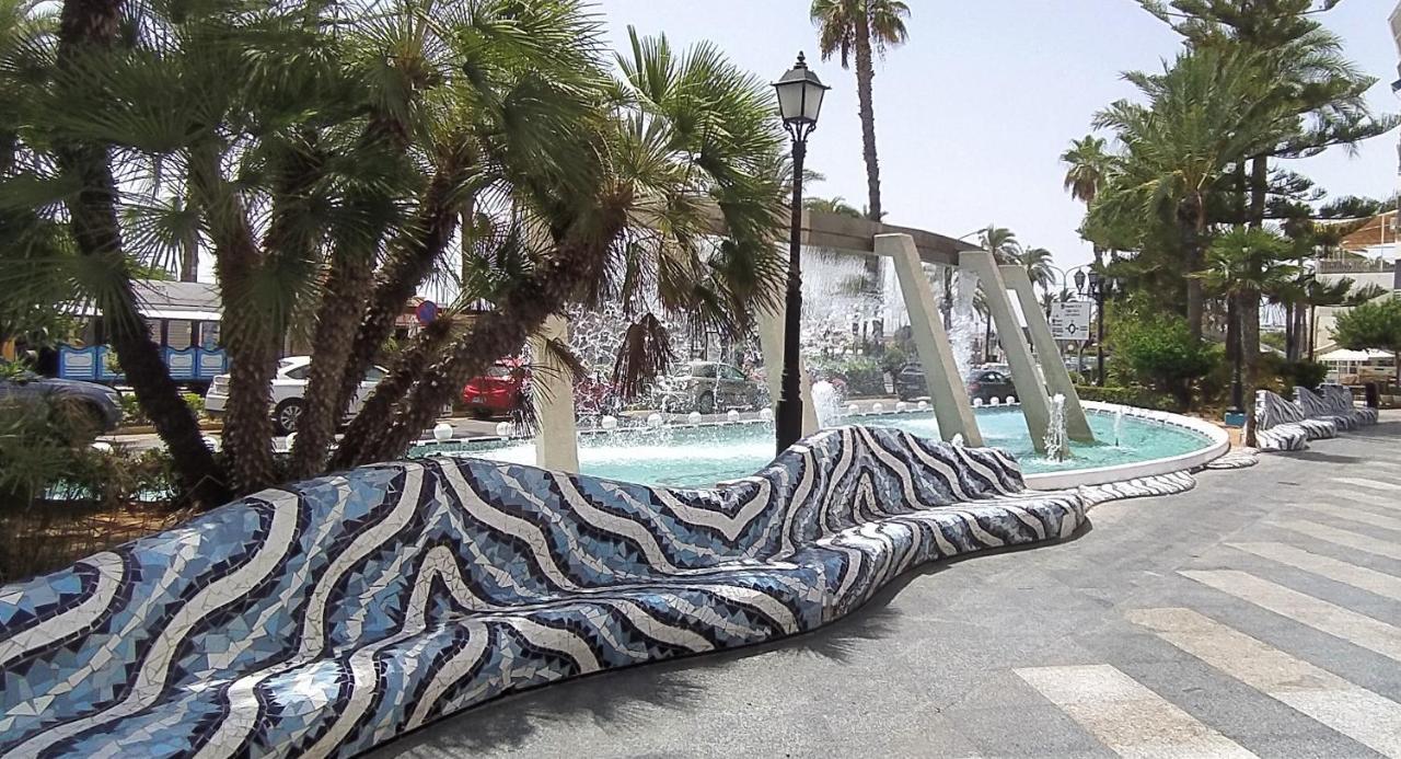 Naufragos Beach Apartment Torrevieja Buitenkant foto