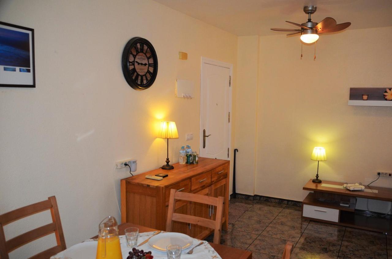 Naufragos Beach Apartment Torrevieja Buitenkant foto